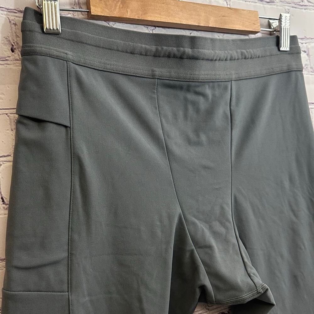 Nike Yoga Infinalon Tight Fitted Athletic Shorts Gray Men's Large NWT - Picture 2 of 12